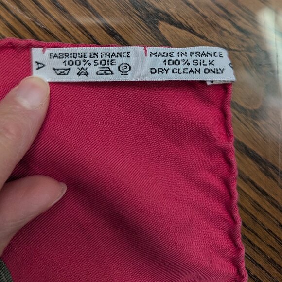 HERMES Vintage Bonsai Pink 90 cm Silk Square Scarf 1991 with Box RARE - Picture 12 of 16